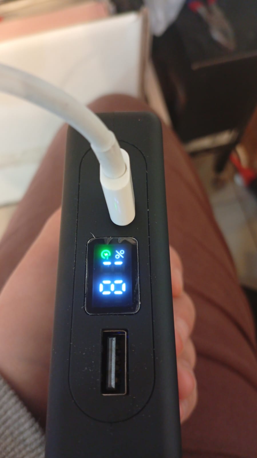 Batería portátil de 12 V 16000 mAh para chaquetas con calefacción.