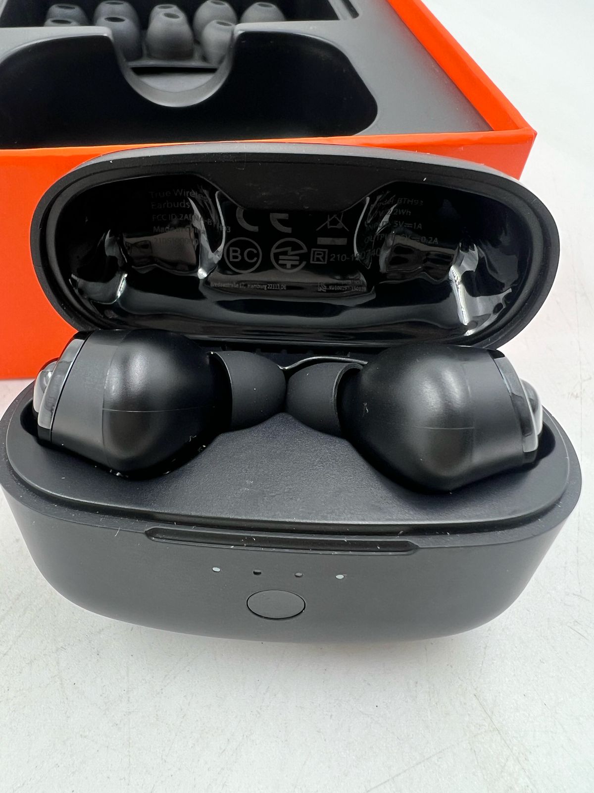 Auriculares Tribit Flybuds C1 True negro (USADO)