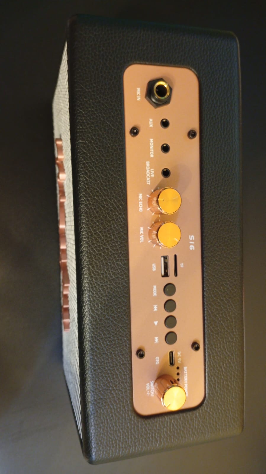 Karaoke retro con 2 micrófonos inalámbricos, Bluetooth, recargable.