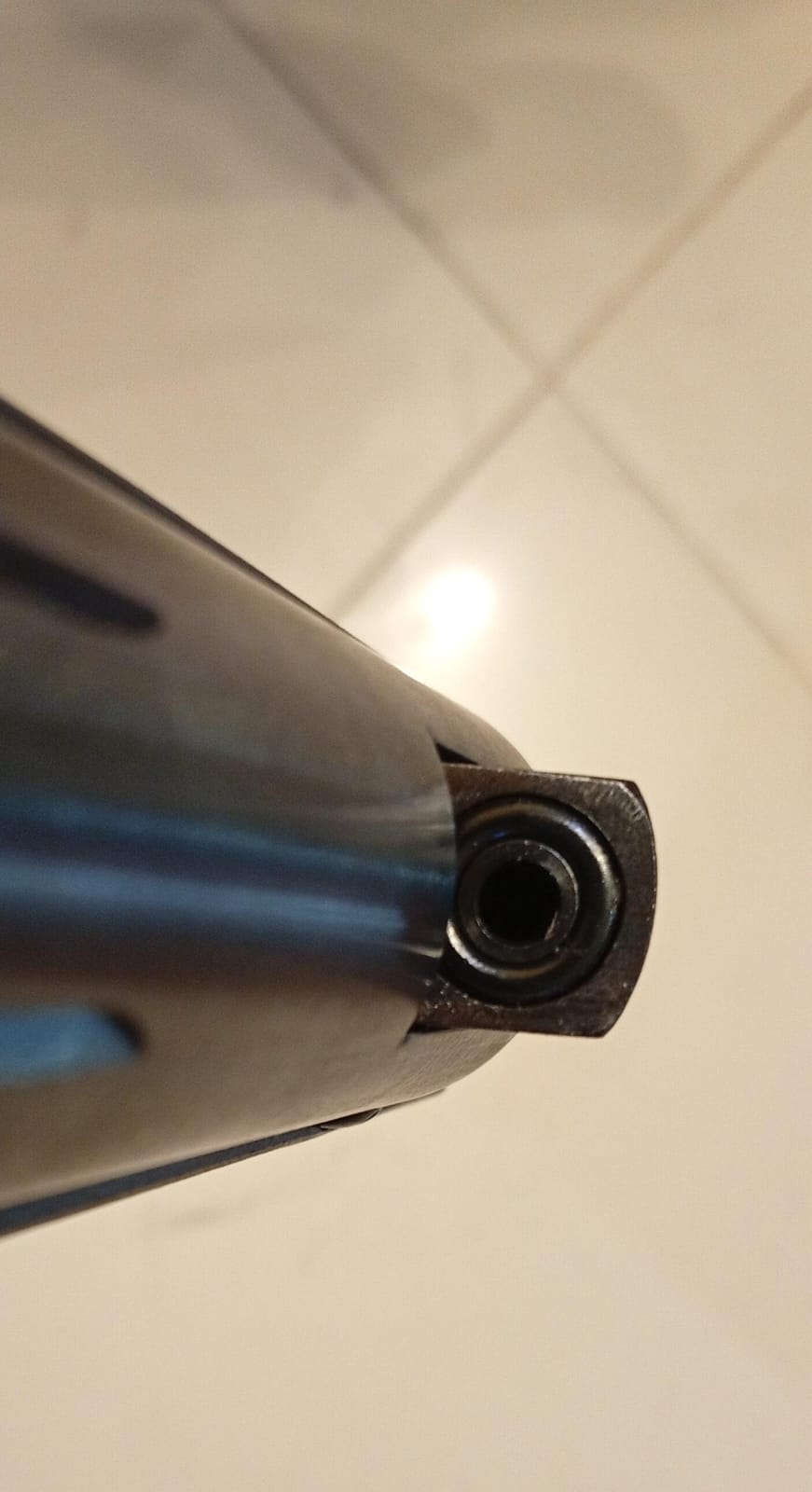 Pistola deportiva Umarex Trevox, gas piston, cal. .177, 1 tiro pellet.