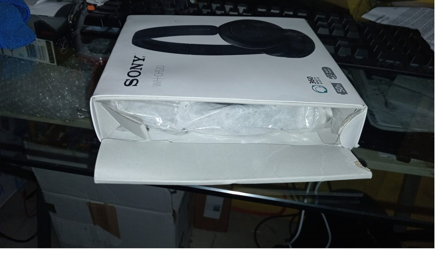 Sony Audífonos inalámbricos on-Ear, 50 Horas de duración de batería.