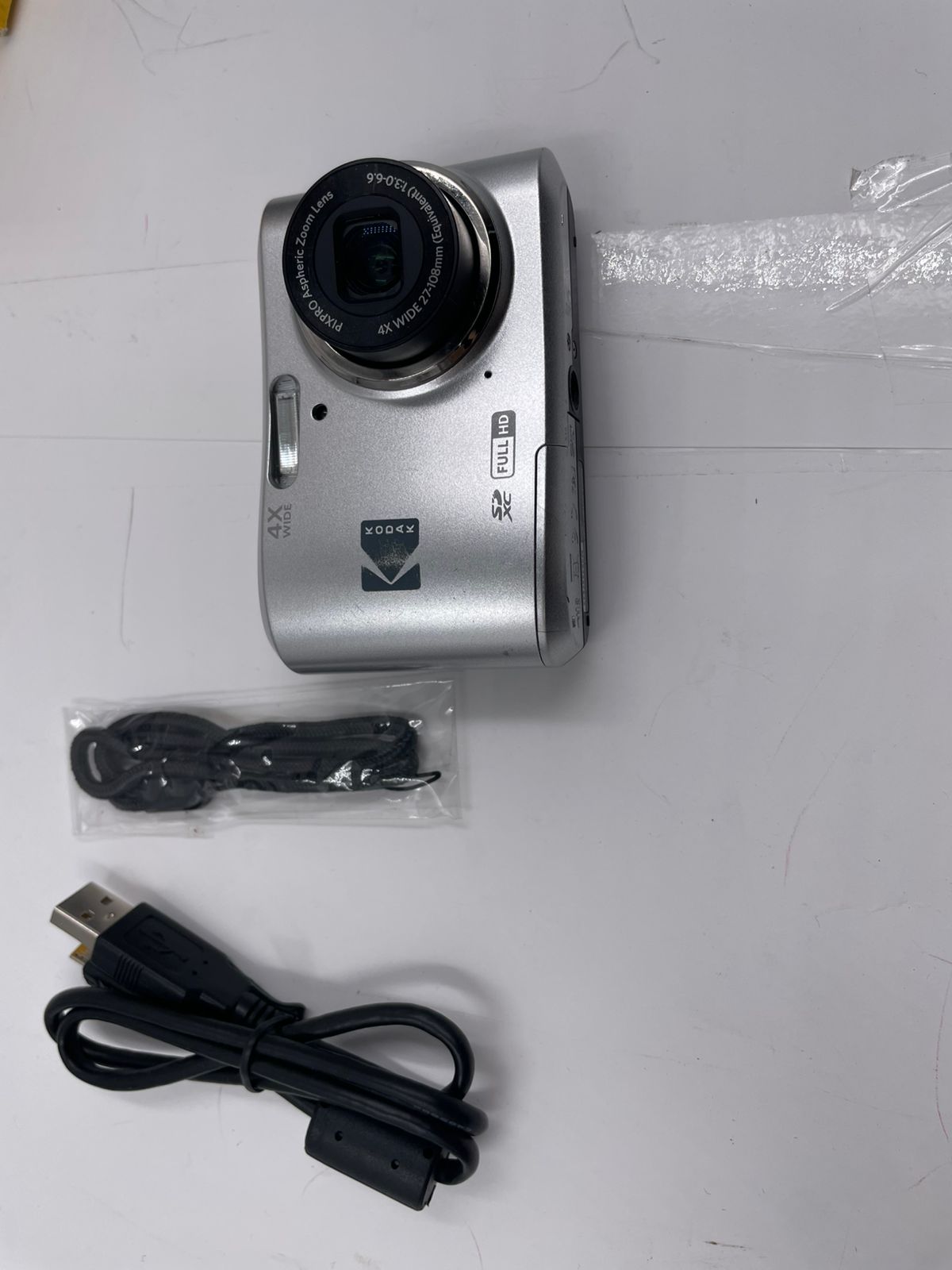 KODAK PIXPRO FZ45-WH - Cámara Digital de 16 MP.(USADO)