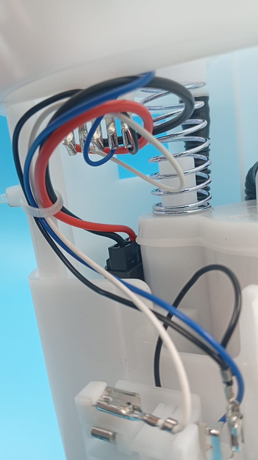 Bomba de combustible eléctrica, A-Premium, Nissan Sentra 02-06.