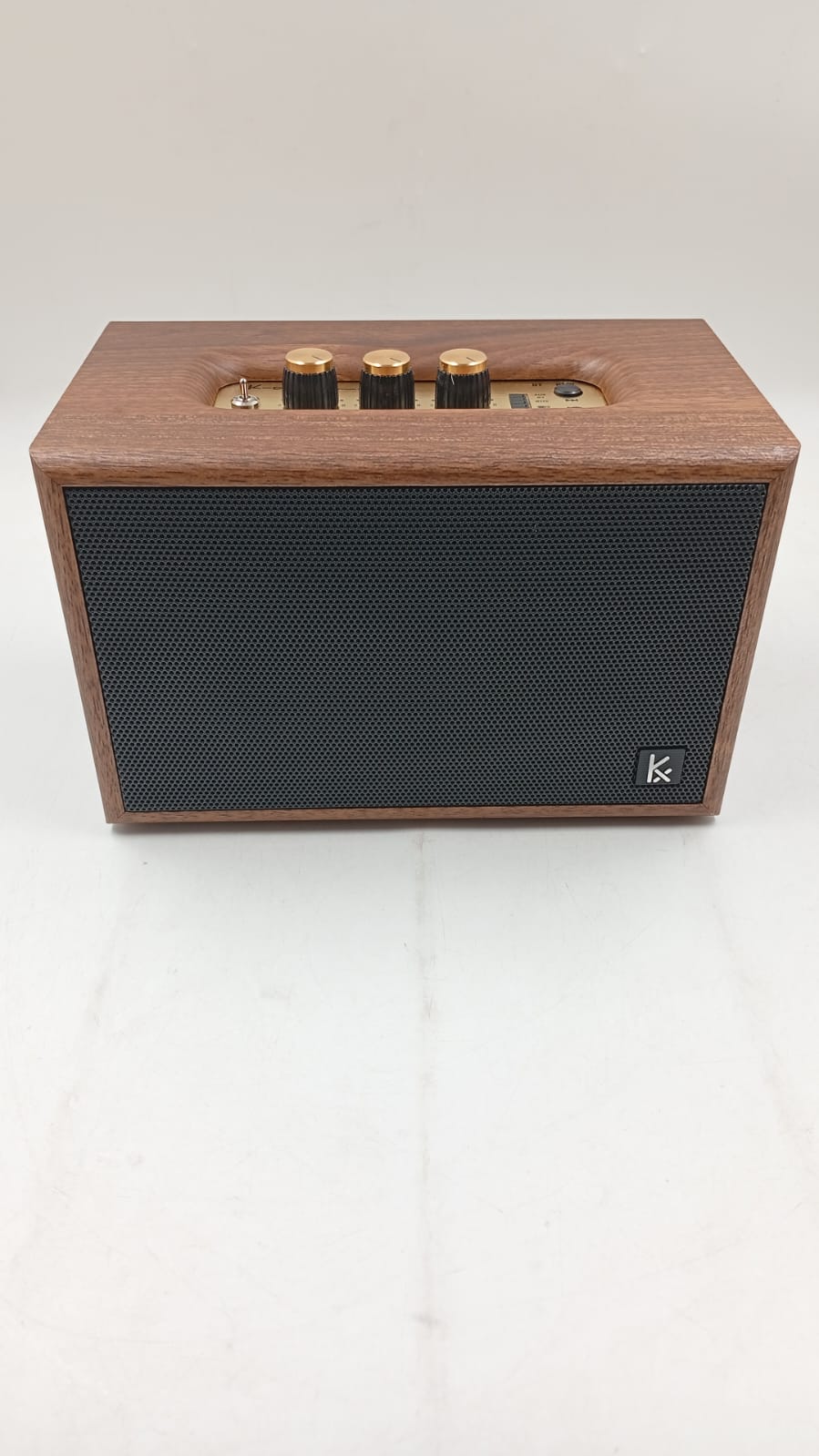 KONEX, Altavoz Bluetooth, madera retro, portátil, vintage.