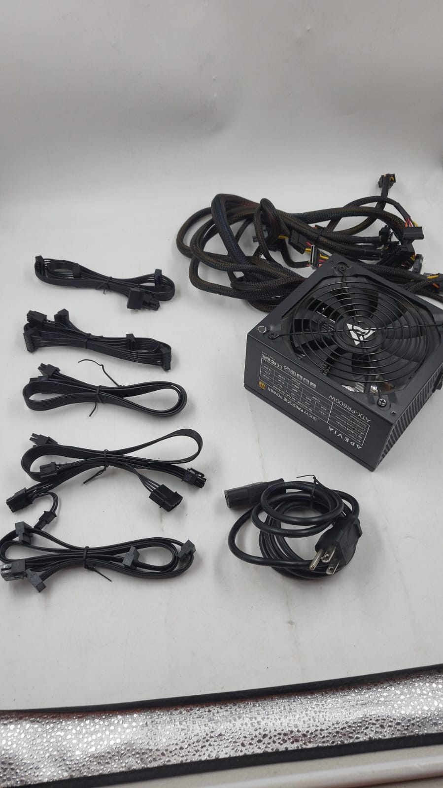 Apevia ATX-PR800W Prestige 800W, USADO