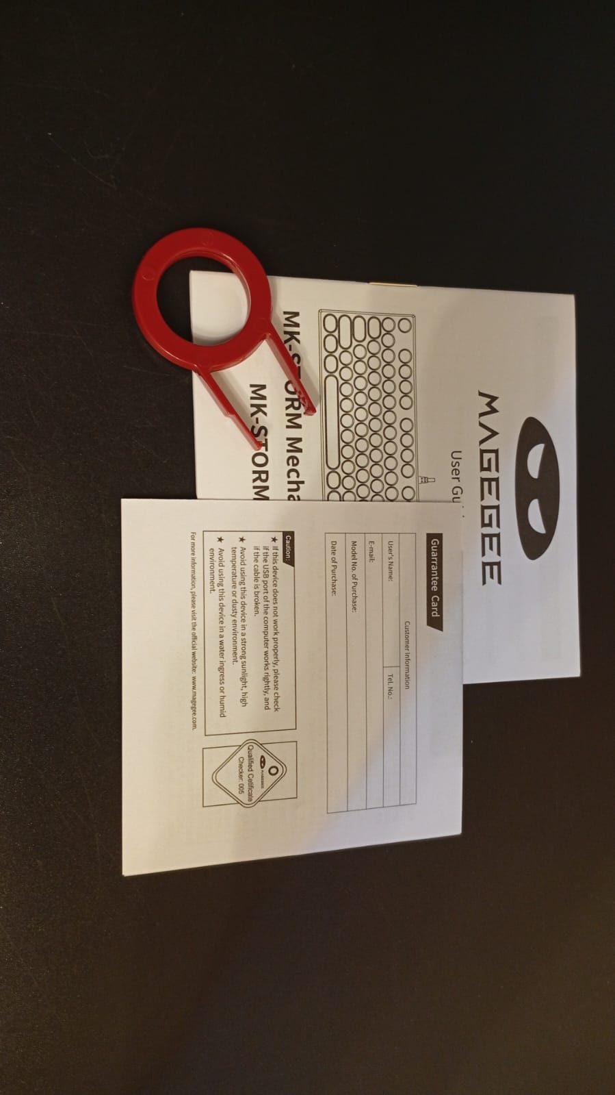 Teclado mecánico para juegos, MageGee, retroiluminado c/cable.