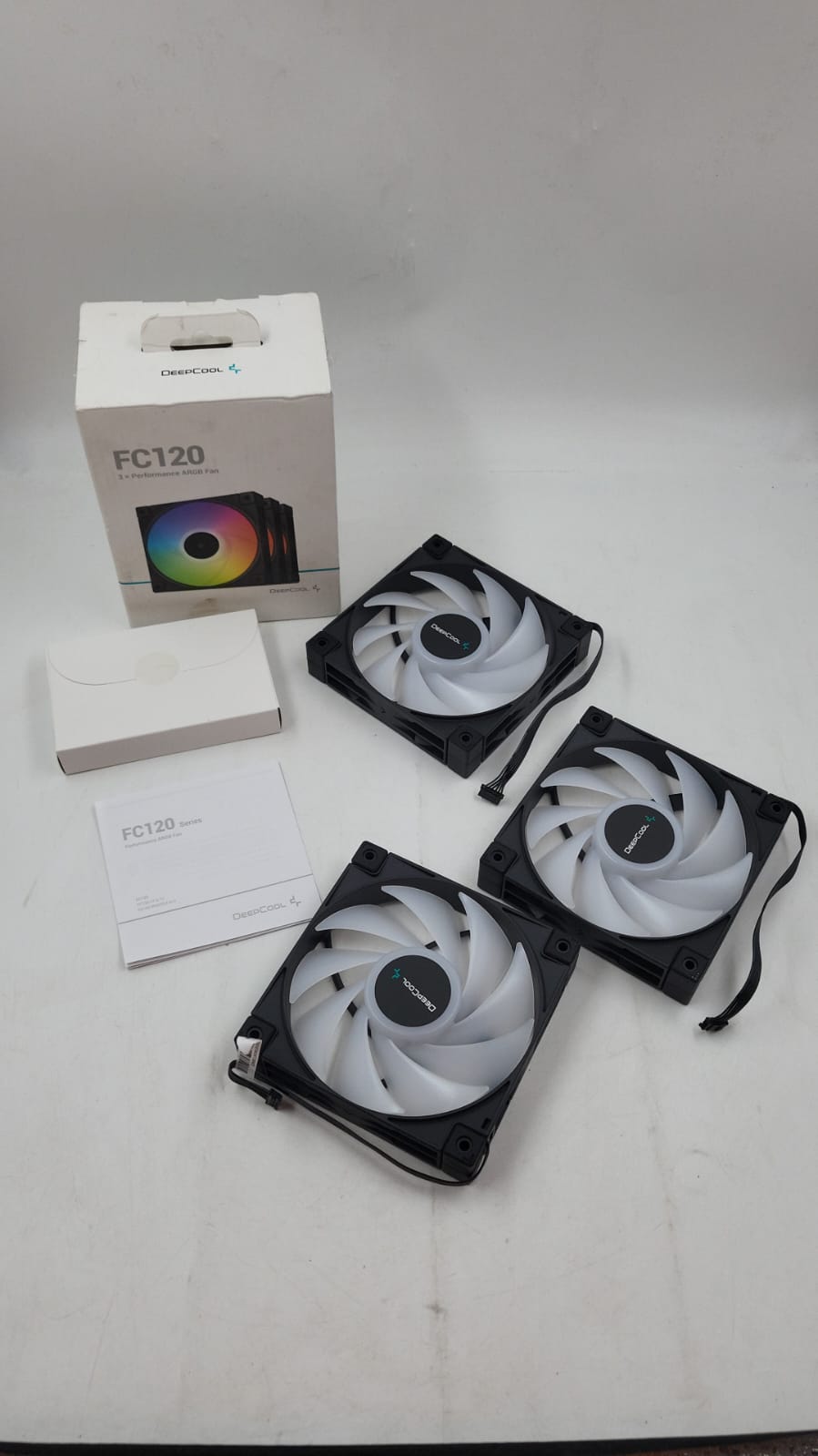 Ventilador silencioso DEEPCOOL FC120 ARGB 3 EN 1