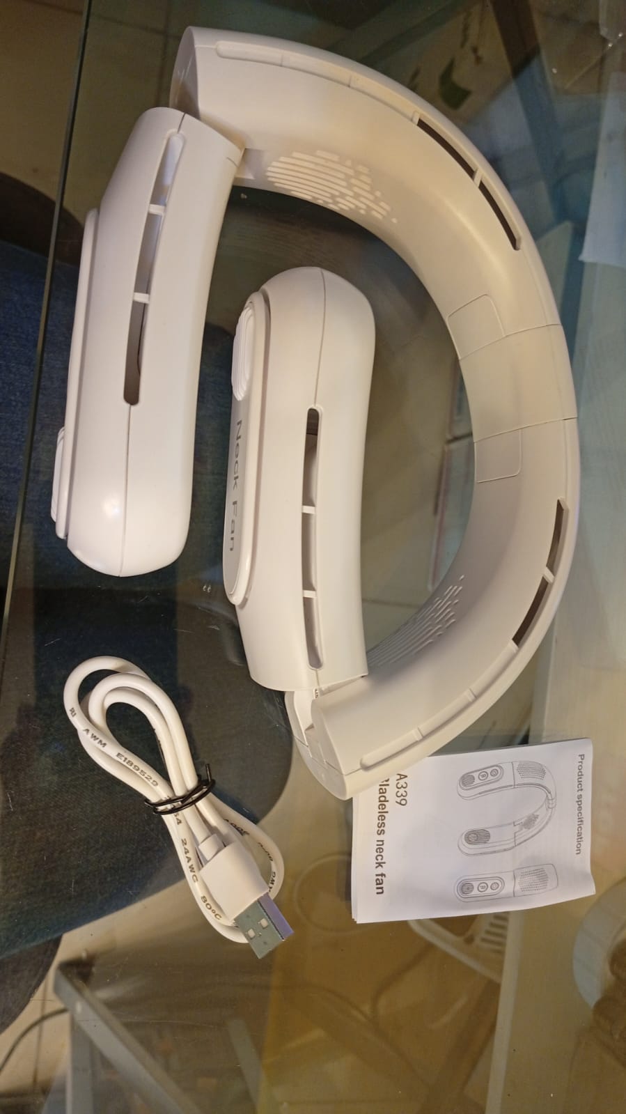 Ventilador de cuello portátil sin aspas, recargable por USB.