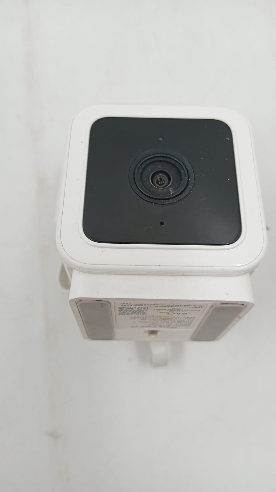 WYZE CAM Pan v3 Cámara de Seguridad Exterior.(USADA)