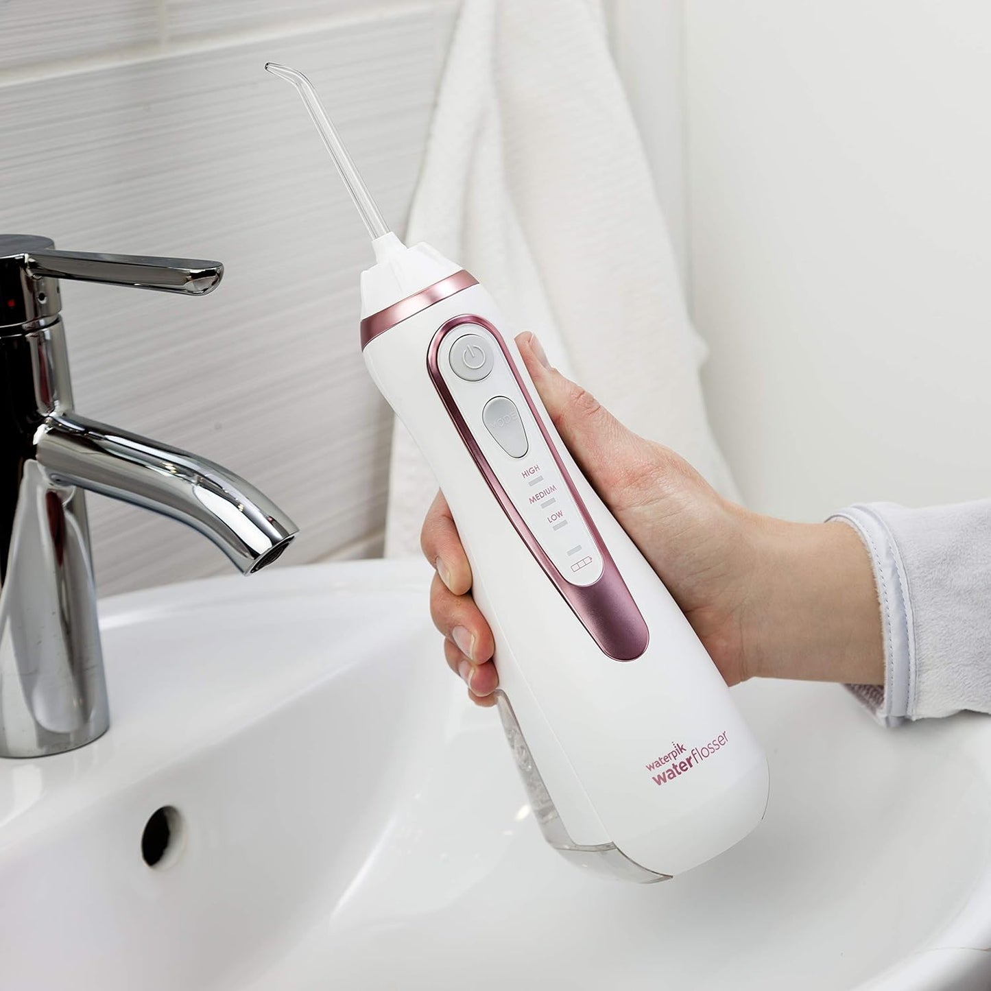Waterpik Irrigador bucal portátil recargable con hilo dental inalámbrico