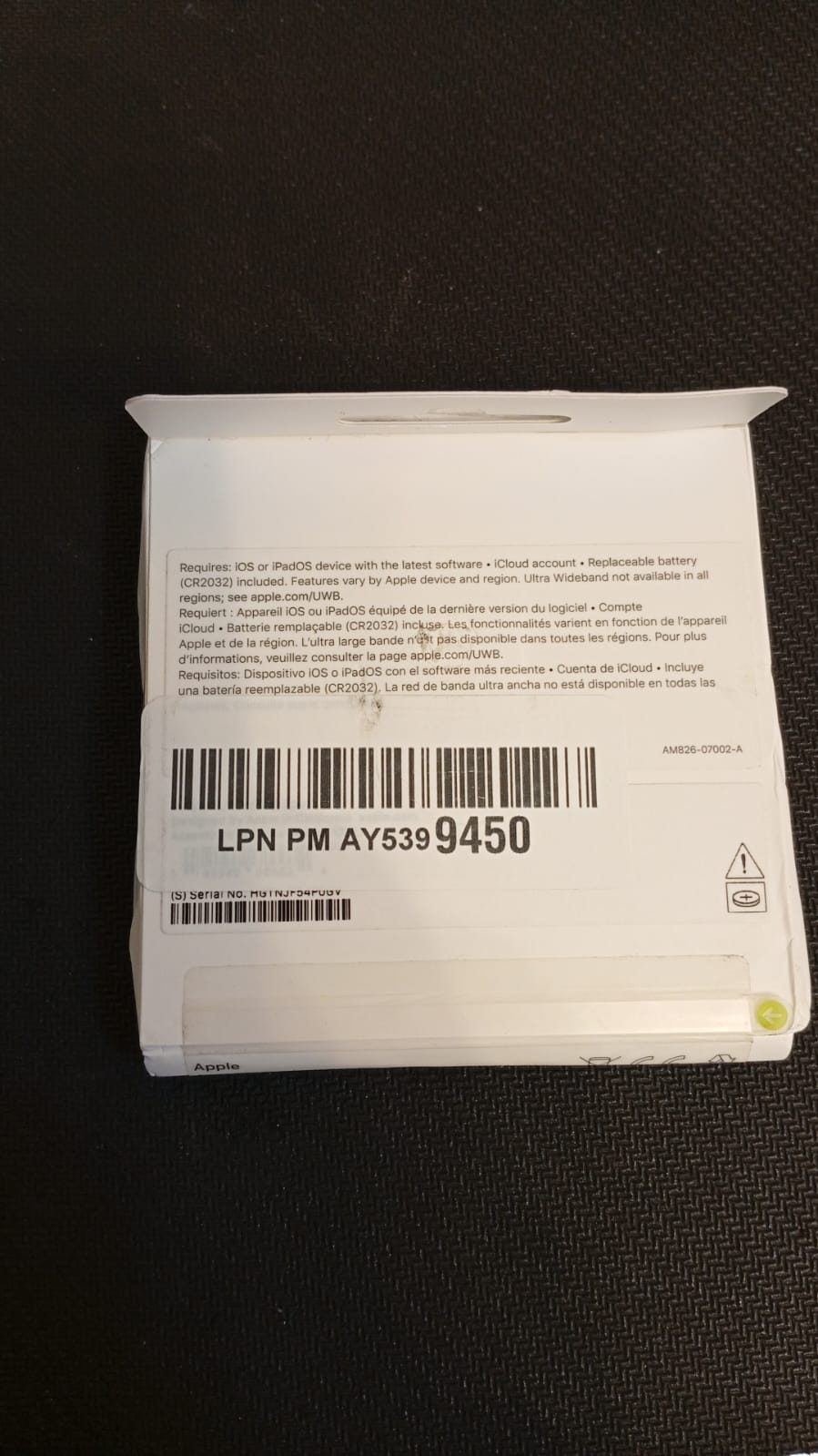 Apple AirTag, Original, resistente al agua y polvo, IP67.