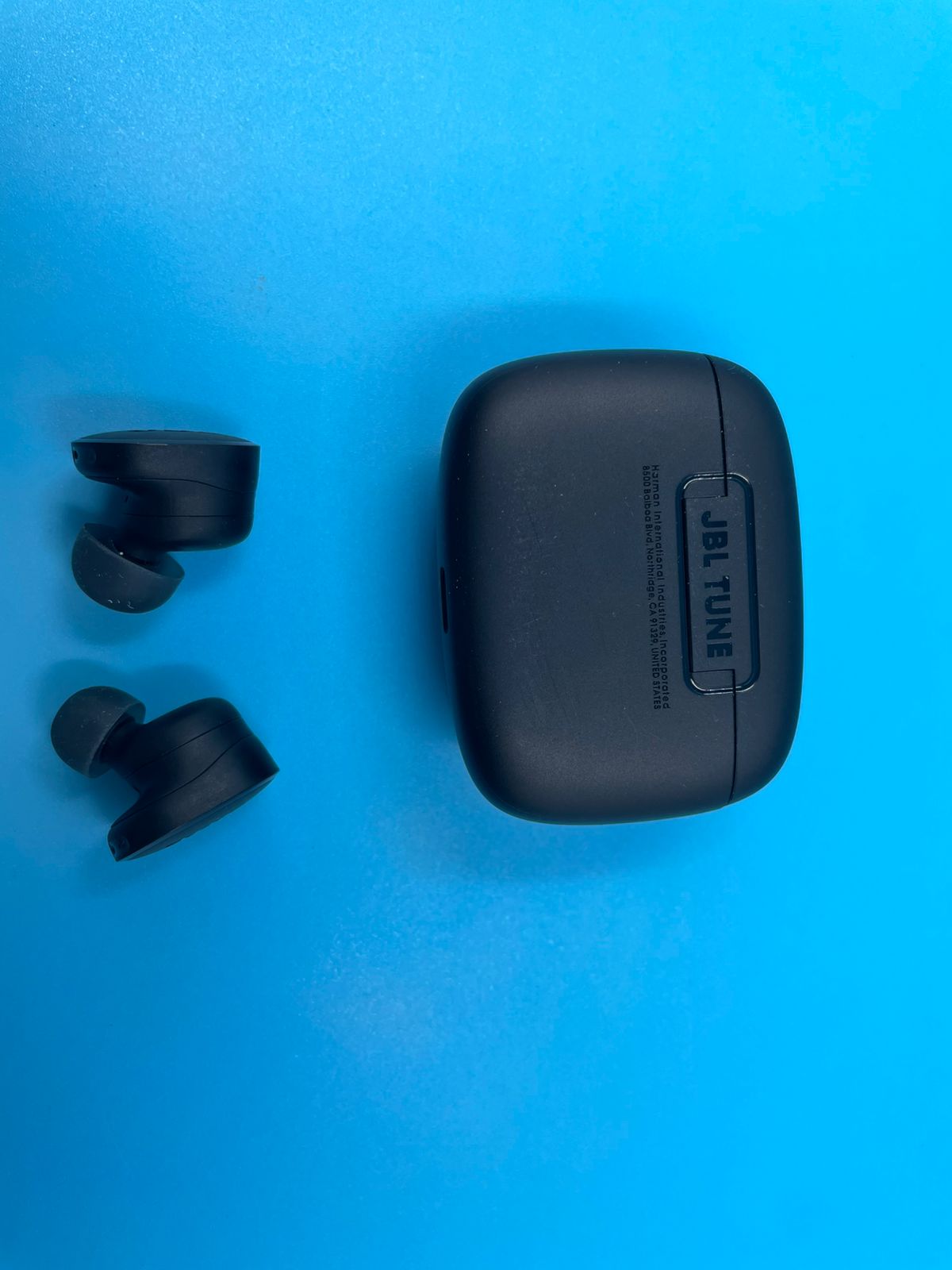 JBL Tune Buds, Audífonos Inalámbricos. (USADOS)