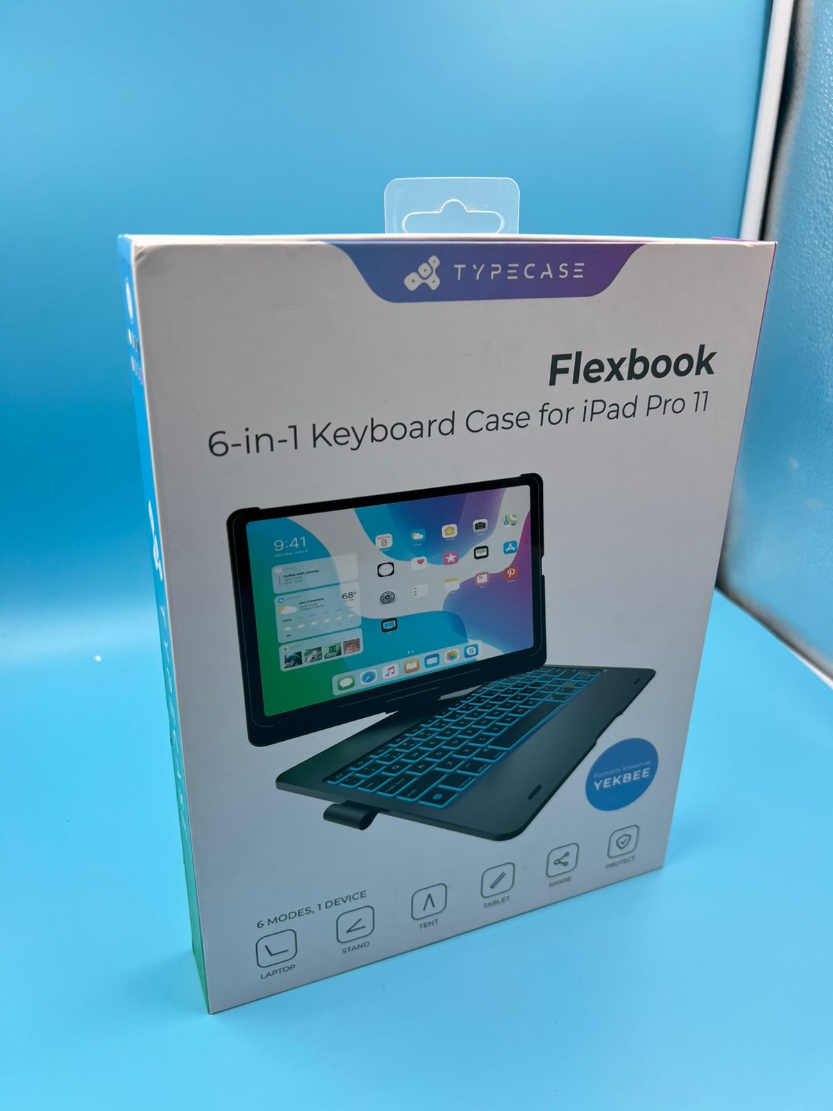 Funda con teclado Typecase para iPad Pro 11 (negra)