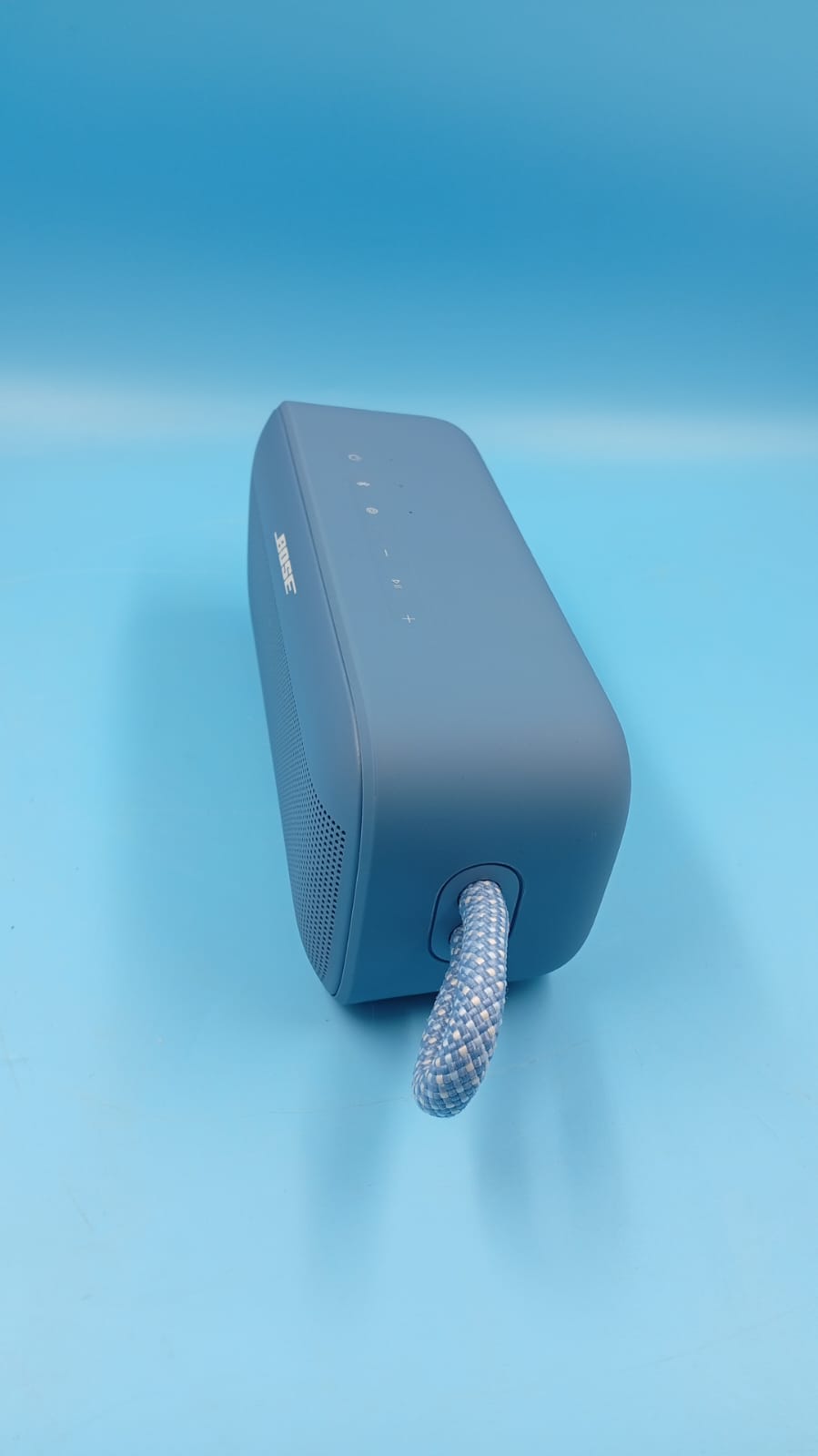 Altavoz Bluetooth portátil, Bose, Impermeable y a Prueba de Polvo.