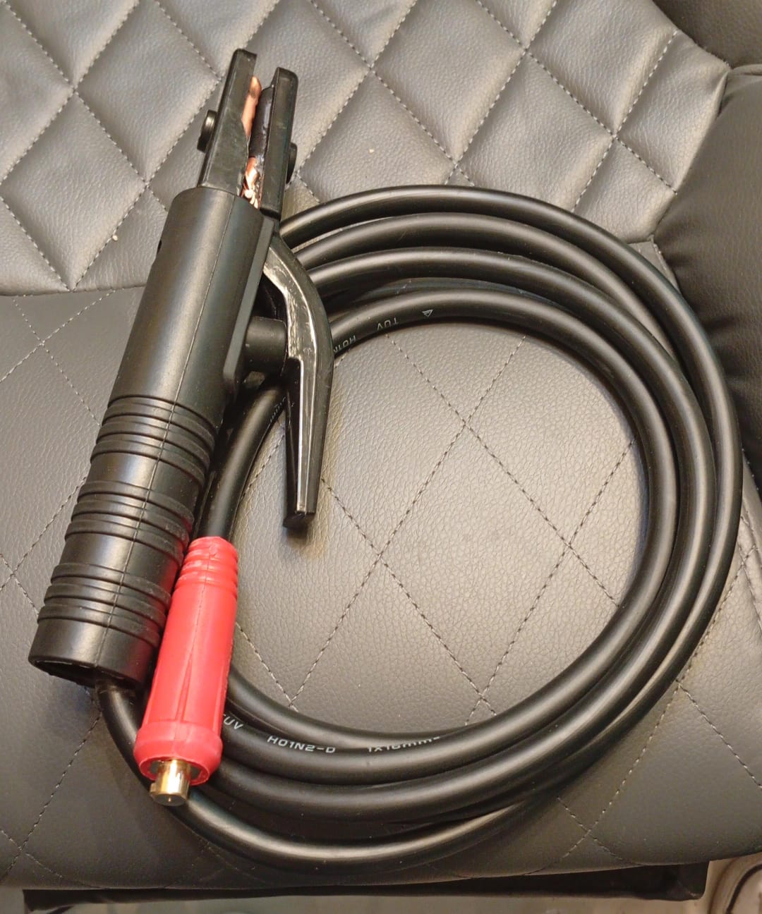 Soldador MIG de 160Amp, núcleo de flujo, MIG, Lift, TIG.(USADO)