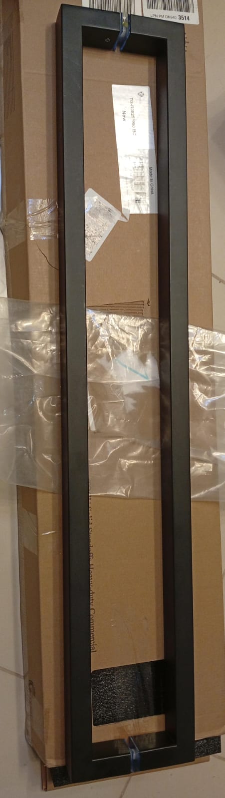 Manija de puerta retangular, acero inoxidable, negro matte.