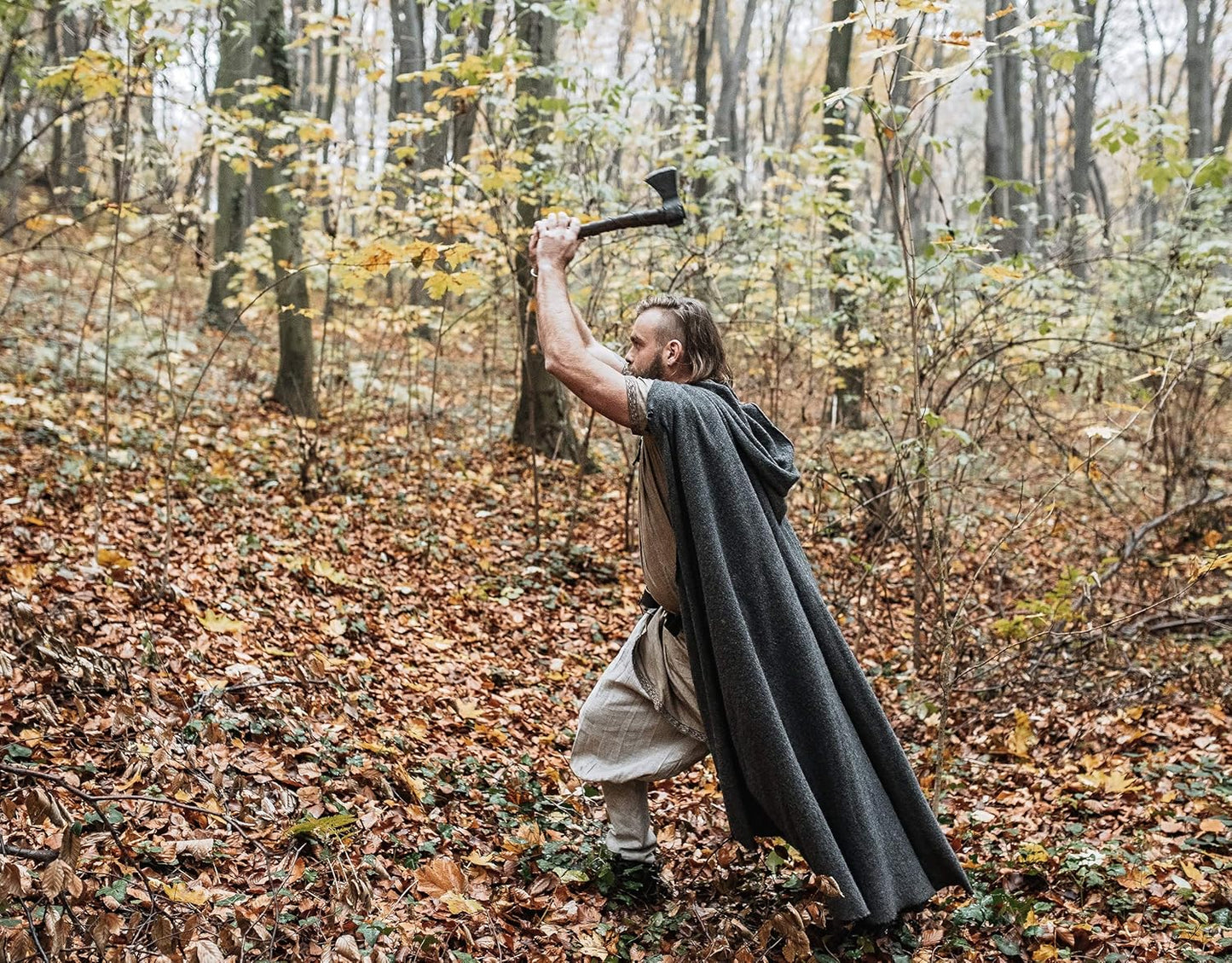 Norse Tradesman Hacha Vikinga, 14", acero al carbono, mango teca.