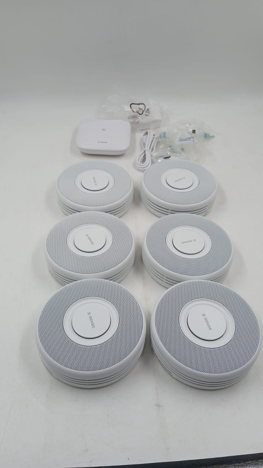 X-Sense Detector de humo inteligente con alertas de voz, Inalambrico.