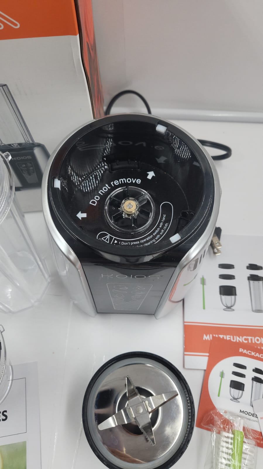 Batidora personal de presion de 1000 W para batidos. KOIOS