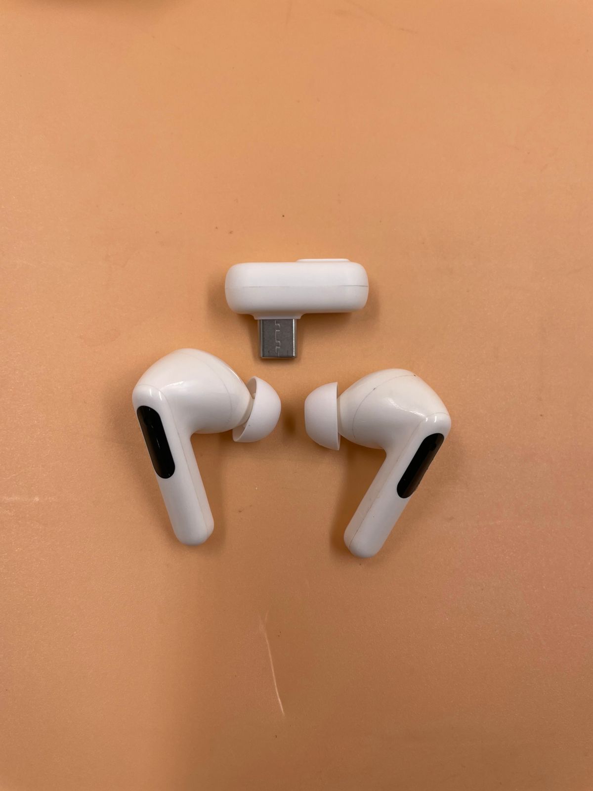 Auriculares inalámbricos para juegos RYR NEO 100.(USADOS)