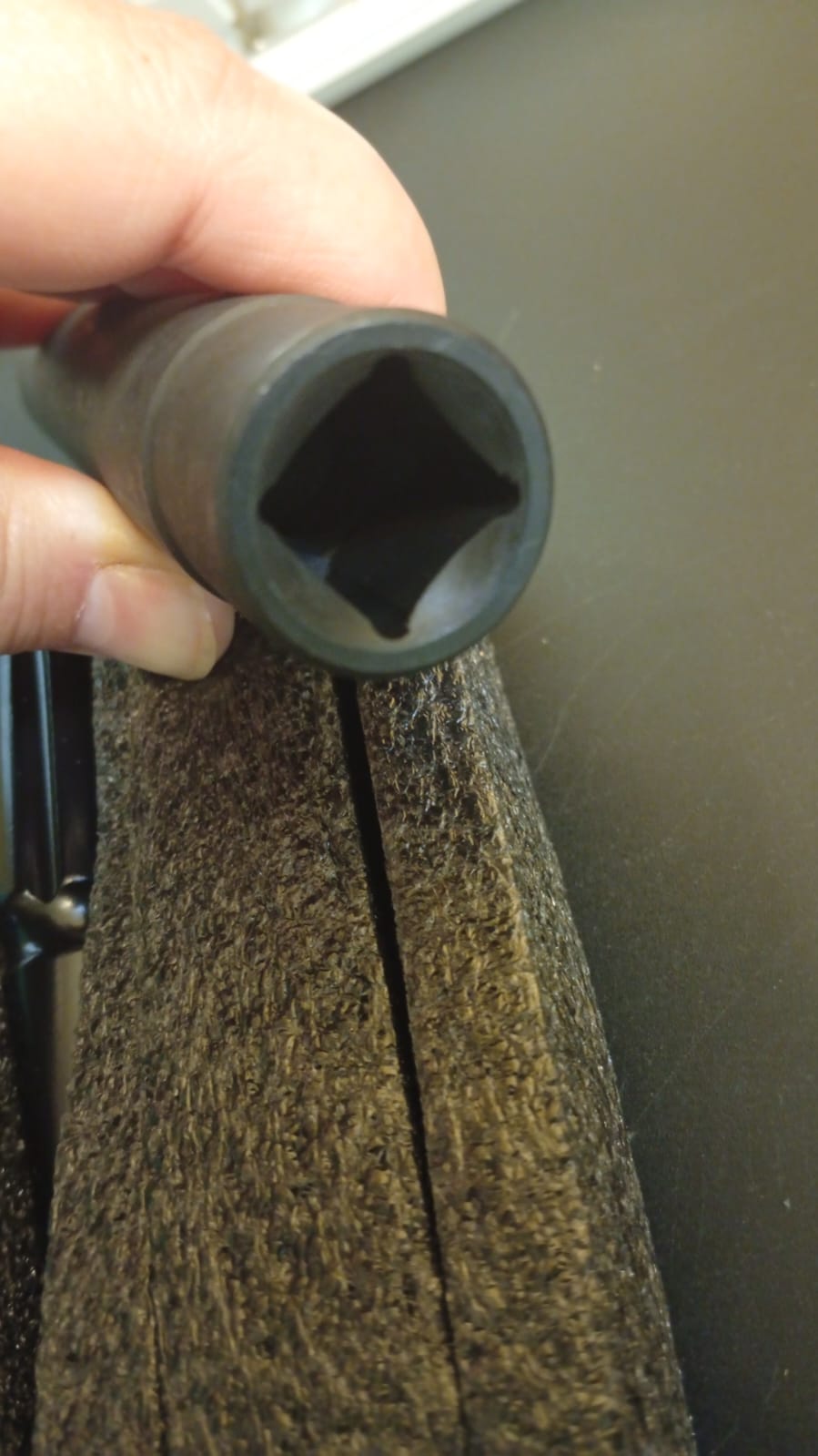 Juego de 24 tuercas de llanta, M14x1.5 con llave, metal sólido.