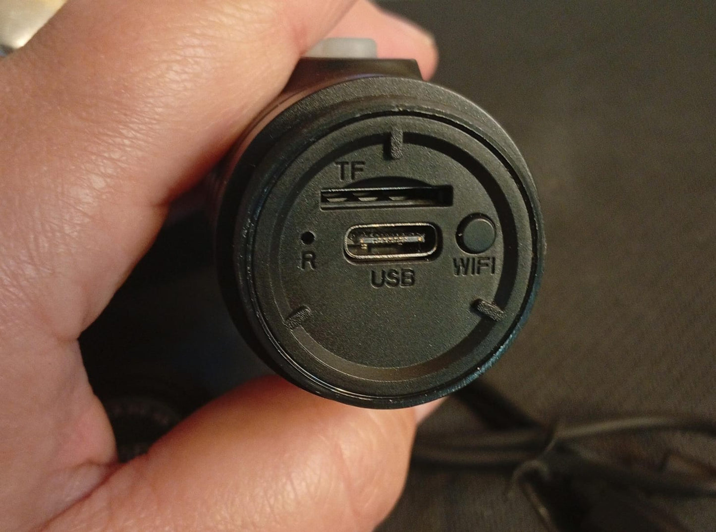 Cámara de Acción Deportiva HD 1080P, WiFi, (USADO).