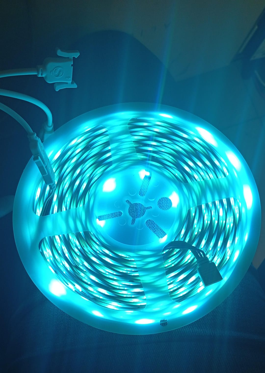 Tira de luces 10 mts. LED, RGB con control remoto, kit completo.