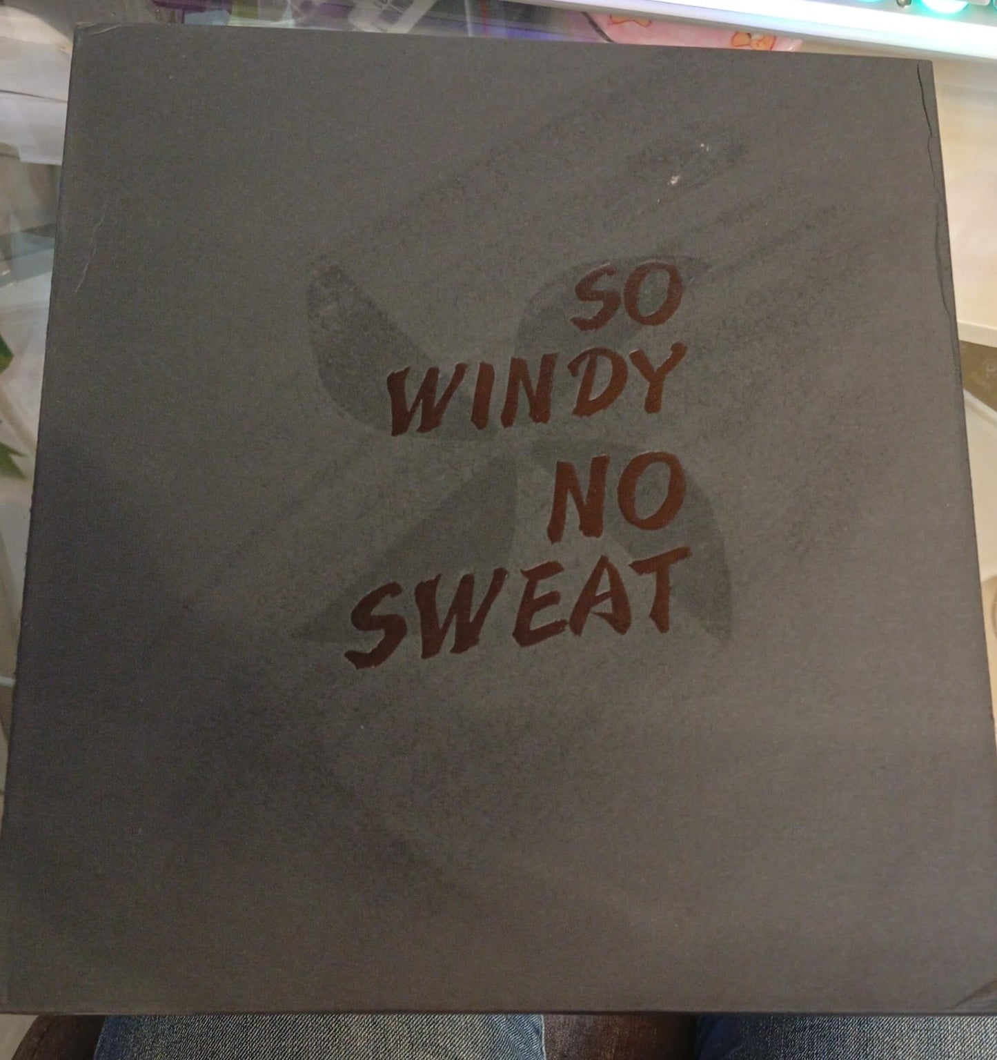 DesertWest Ventilador de cuello portátil, recargable, plegable.