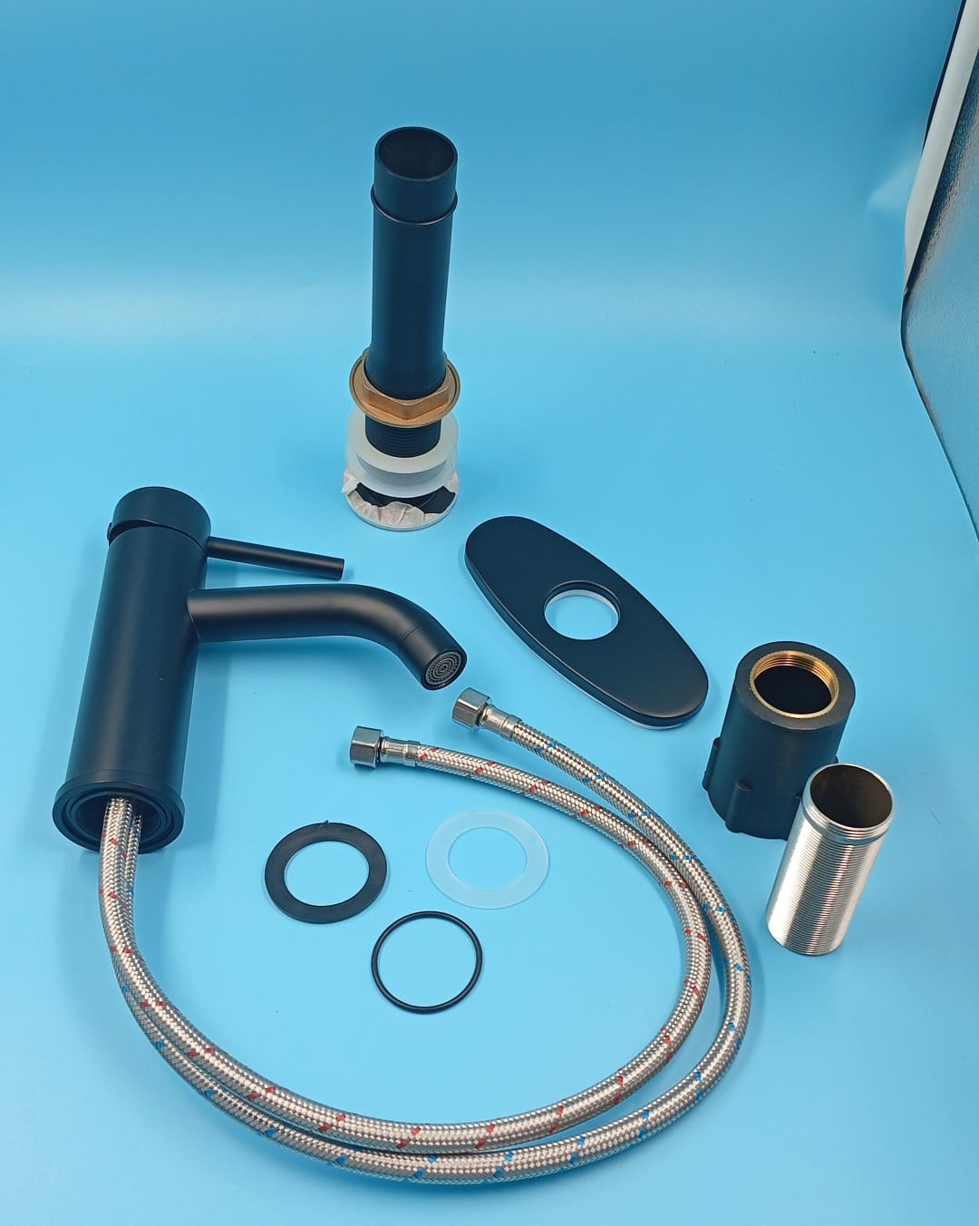 Grifo para lavabo de baño Mueller Premium, Monomando, negro mate.