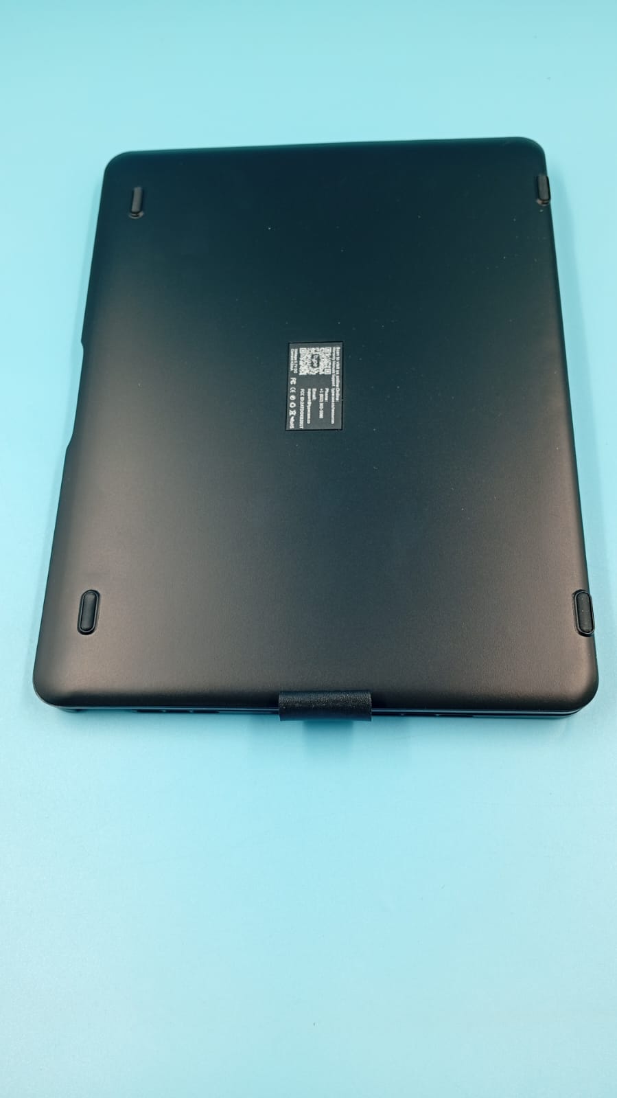 Funda con teclado táctil con trackpad para iPad Air, (USADO).