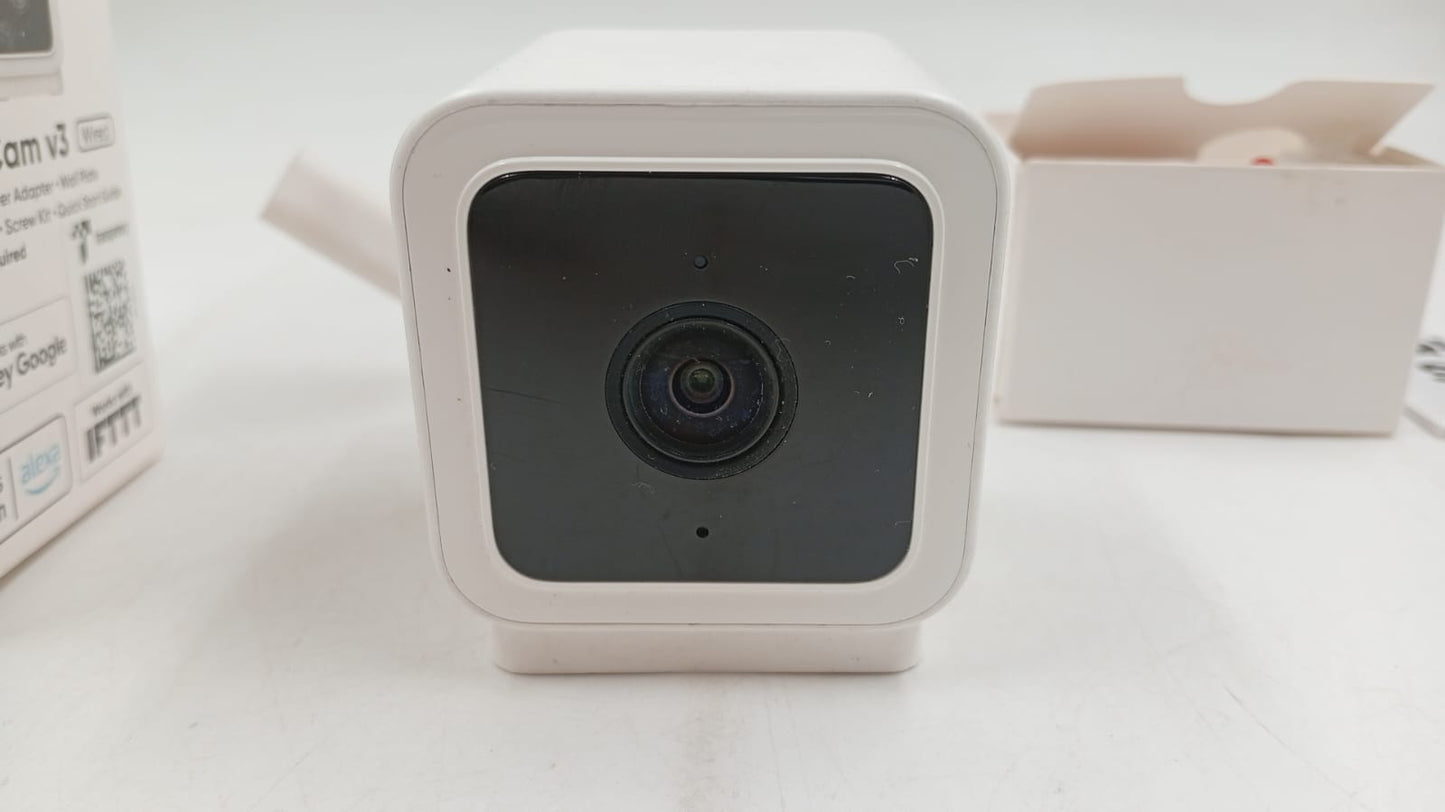 WYZE CAM Pan v3 Cámara de Seguridad Exterior.(USADA)