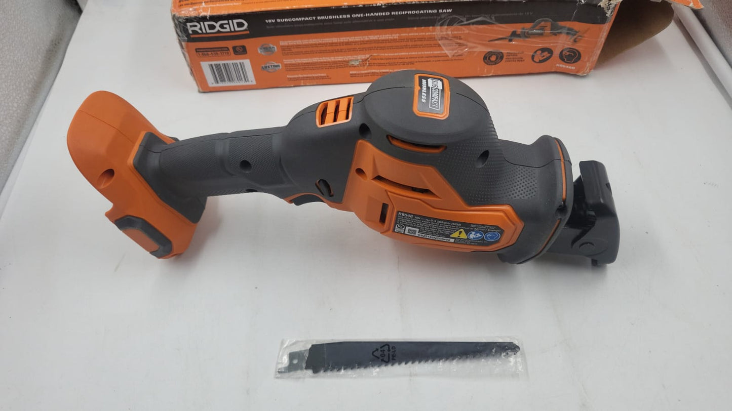 Sierra recíproca inalámbrica sin escobillas de 18V USADO RIDGID