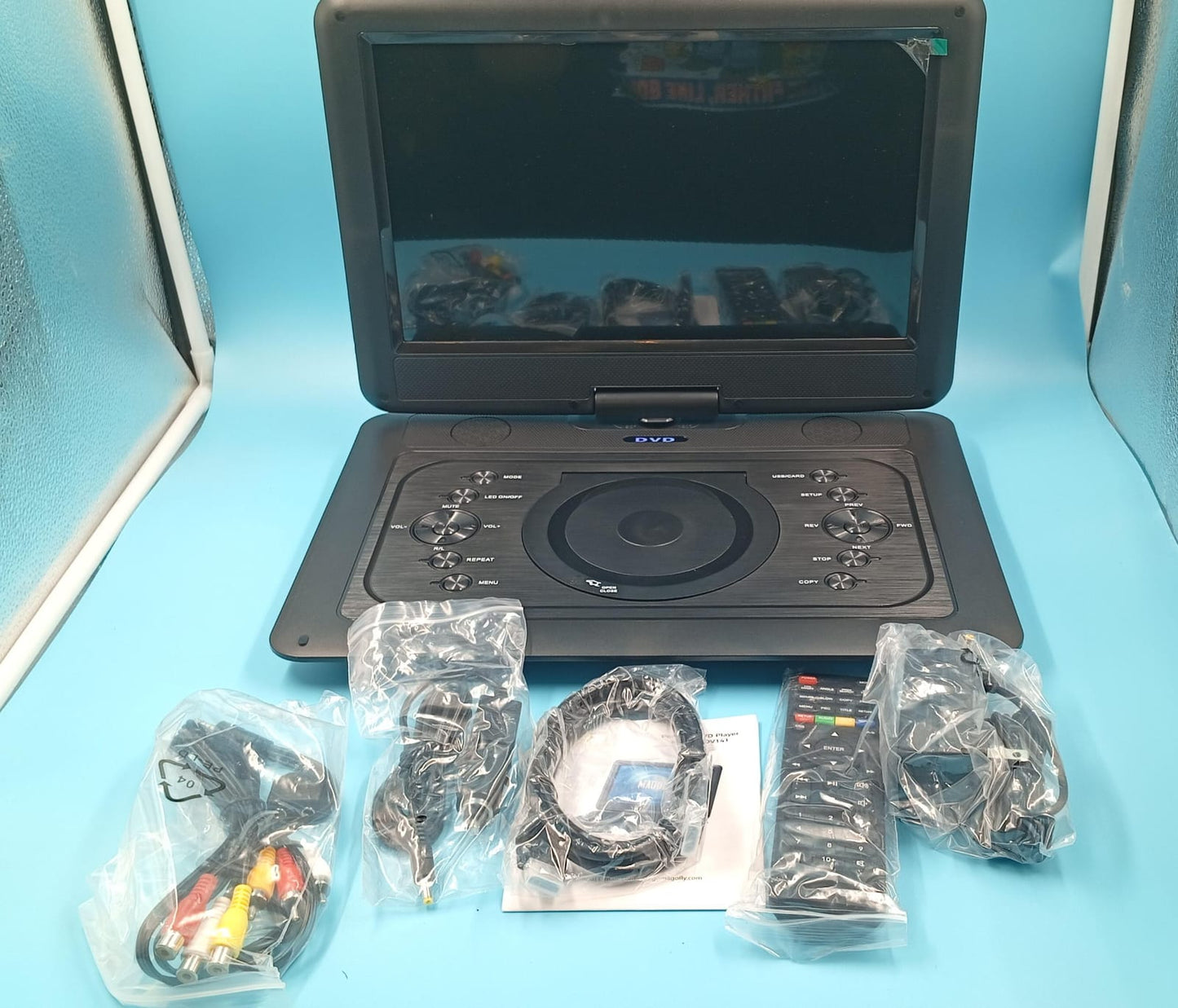 Reproductor de DVD portátil, Magofly 14.1", CD, DVD, SD, VCD.