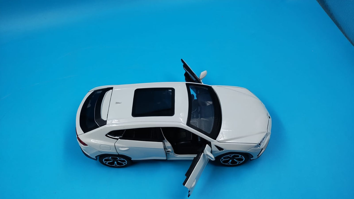1:24 Lamborghini Urus Miniatura Rm De Metal Con Sonido.