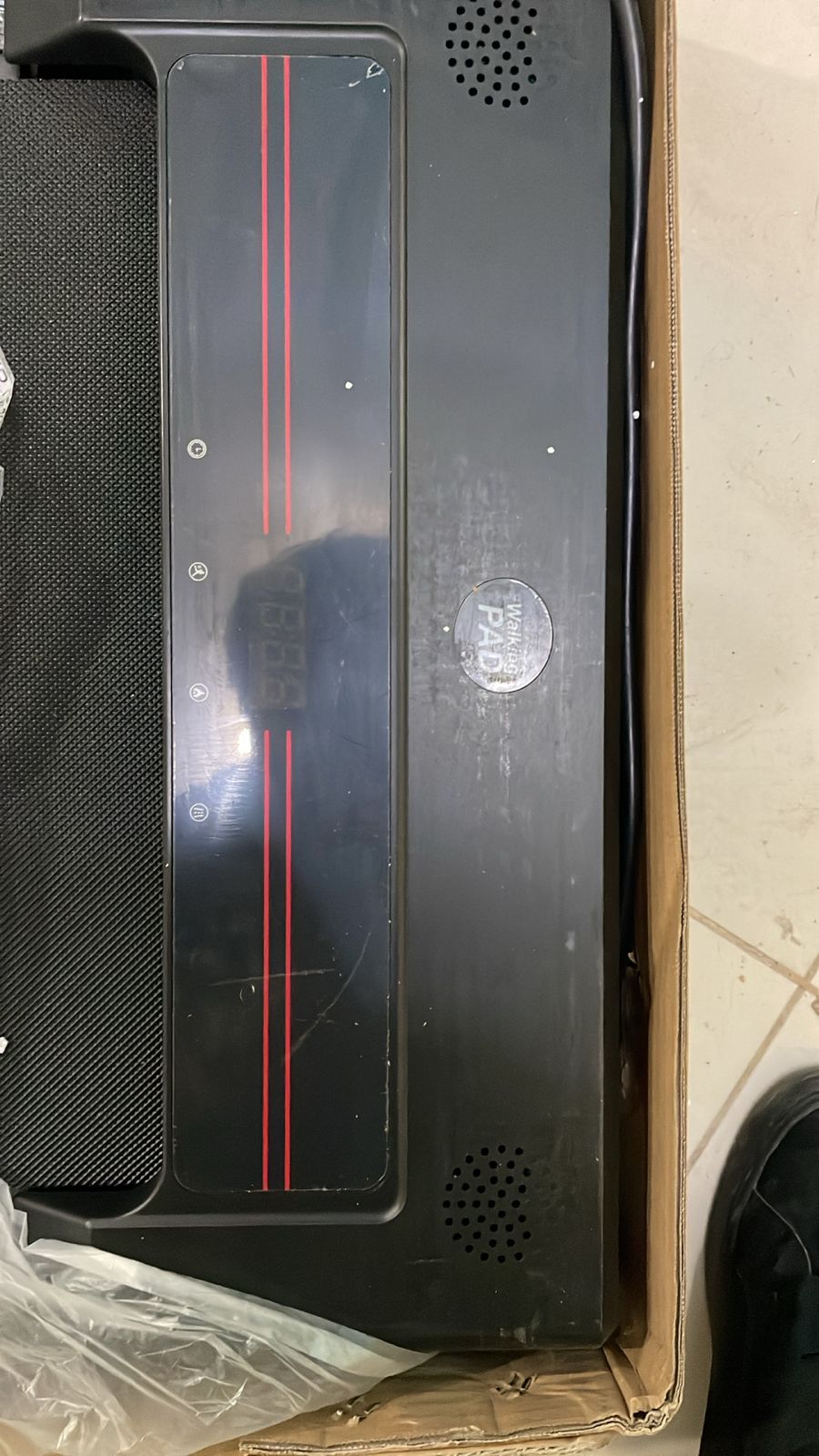 Cinta de correr, 2,5 HP, silenciosa y con control remoto.(USADA)