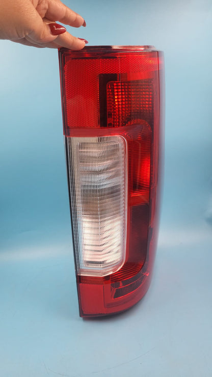 Calavera Izq Luz Trasera Compatible Ford F250 F350 2017-2019