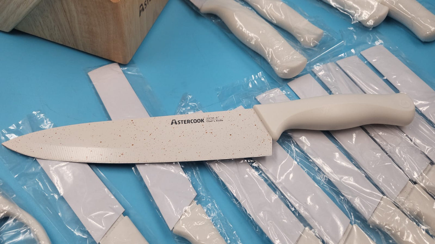 Juego de cuchillos Astercook con revestimiento antioxidante y afilador integrado