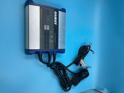 Guest 2711A - Cargador de baterías para navegacion.(usado)