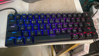KOORUI - Teclado Para Juegos, 60% Mecánico con 26 RGB Retroiluminados