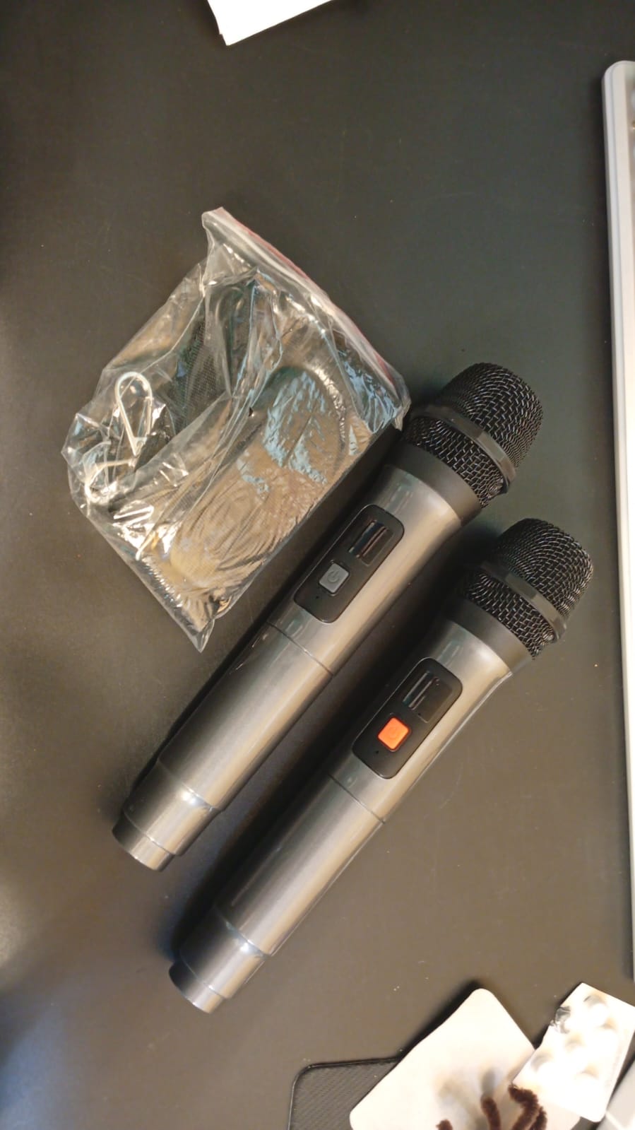 Máquina de karaoke, con 2 micrófonos inalámbricos, K9-M.
