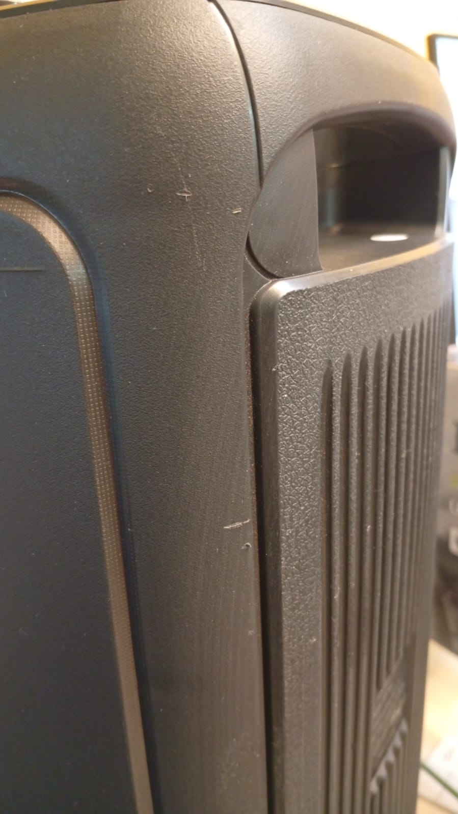 Altavoz Bluetooth Q55, con 2 microfonos, luces RGB,(DETALLE).