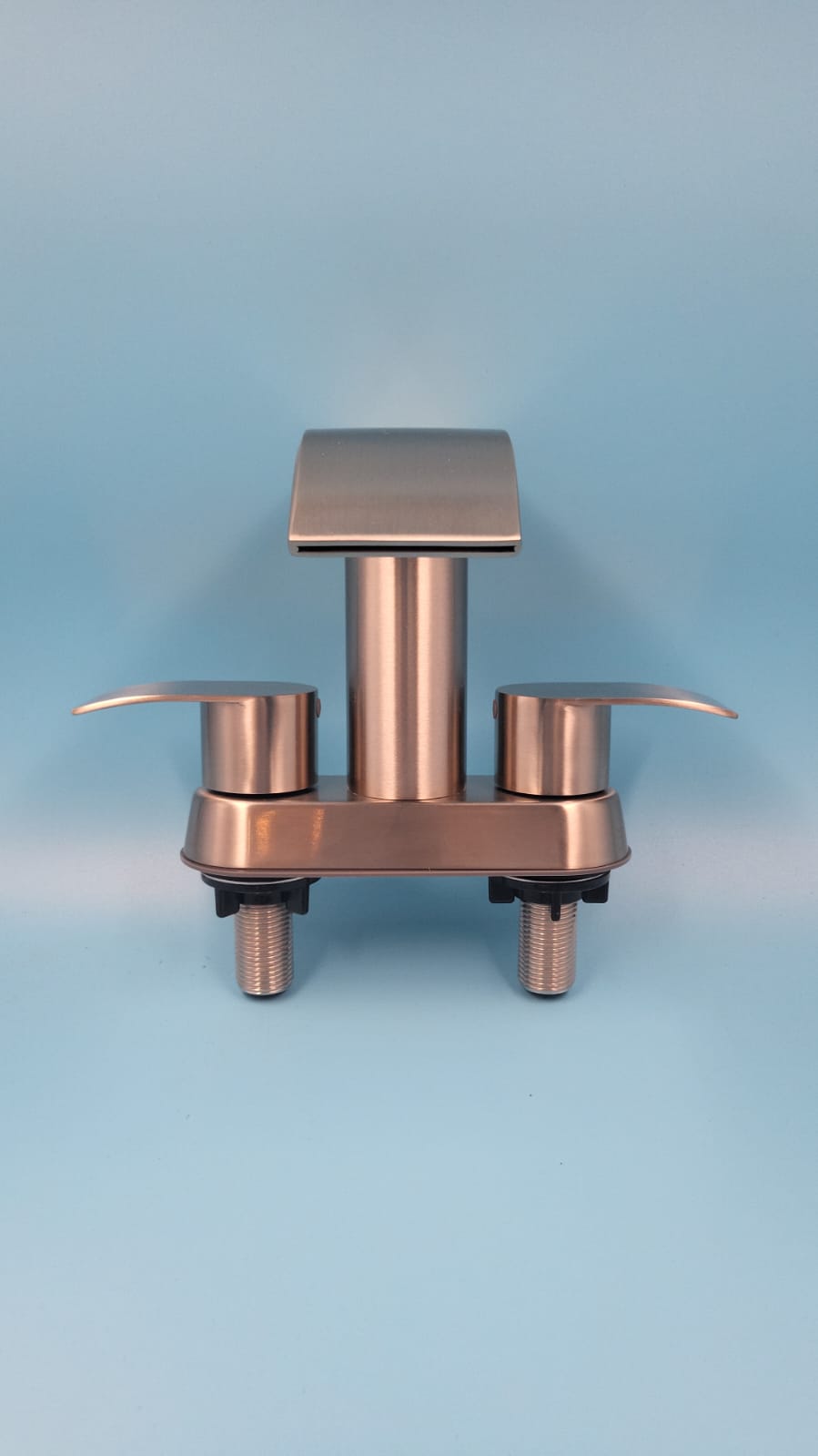 Grifo estilo cascada para lavabo de baño, níquel cepillado, dos manijas ULTIMATE UNICORN