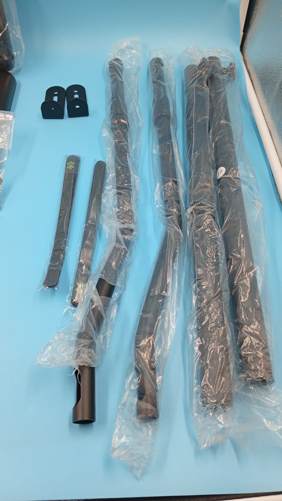 Soportes universales para bocinas, USX MOUNT, 11 lbs por soporte.