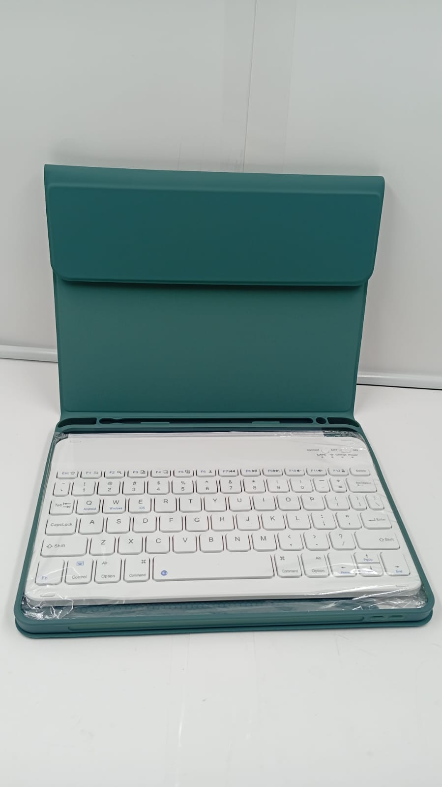 Funda con teclado para iPad Pro de 11", Bluetooth, Recargable.