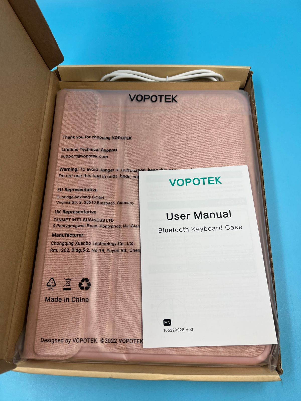 Funda con teclado VOPOTEK para iPad de 10.ª generación (2022)