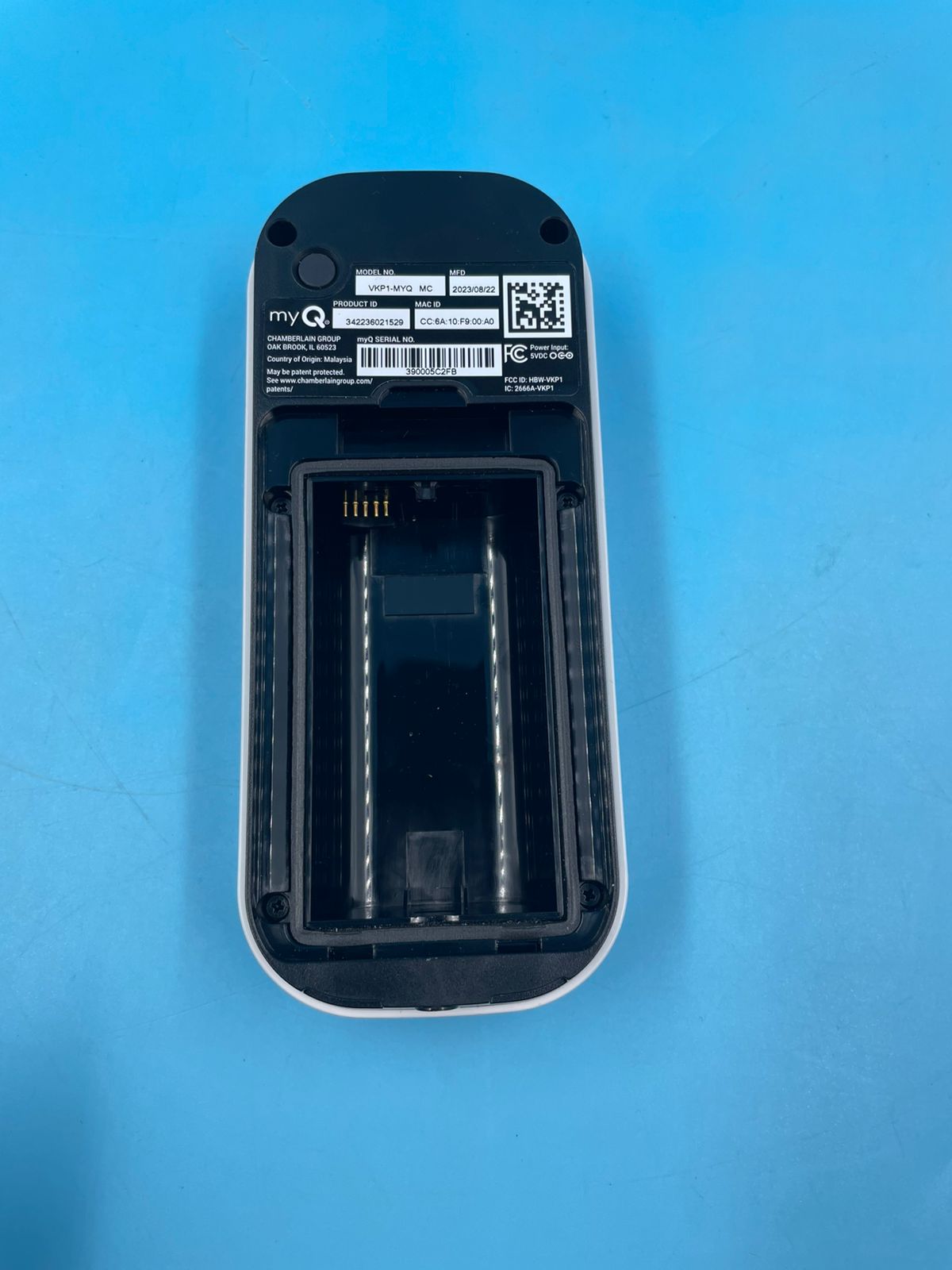 CHAMBERLAIN myQ Smart Garage Door - Teclado de vídeo con cámara.(USADO)