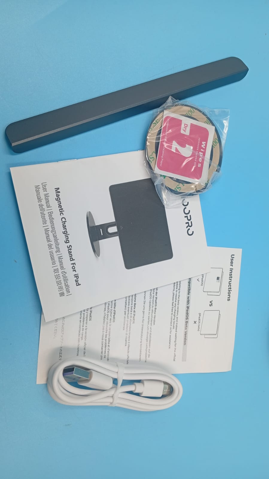 Soporte de carga inalámbrico magnético 2 en 1,  iPad Pro 11" M4.