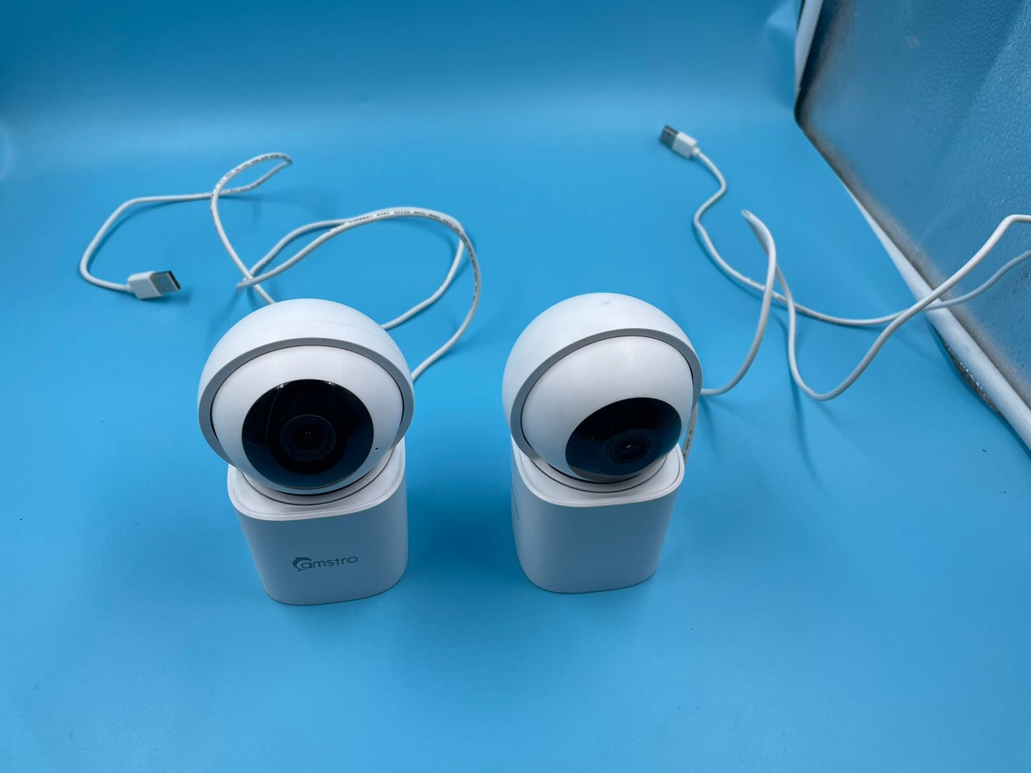 CAMSTRO - Cámaras de seguridad 3K para interiores.2 PACK (USADAS).