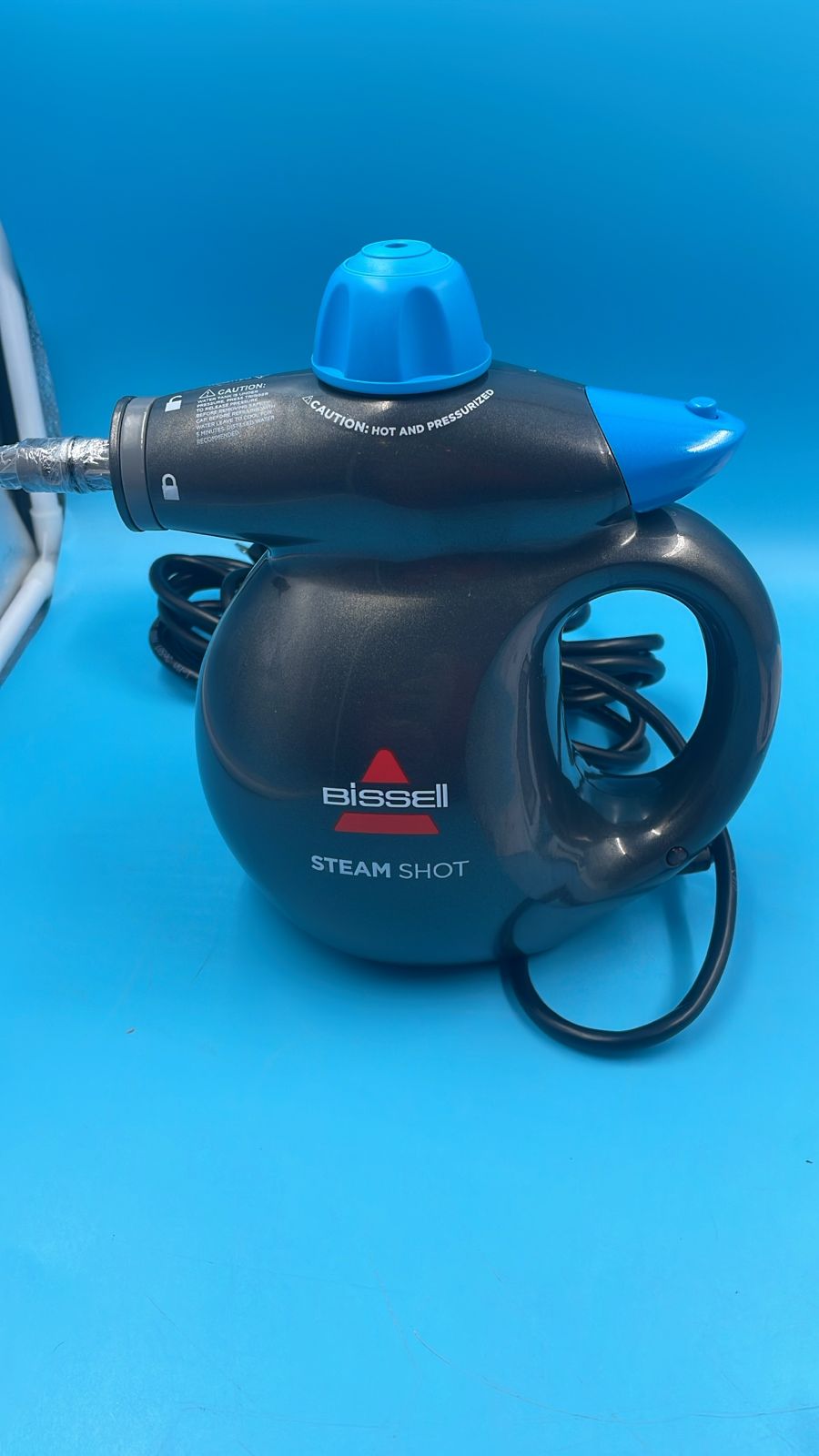 Limpiador y desinfectante de vapor portátil BISSELL.