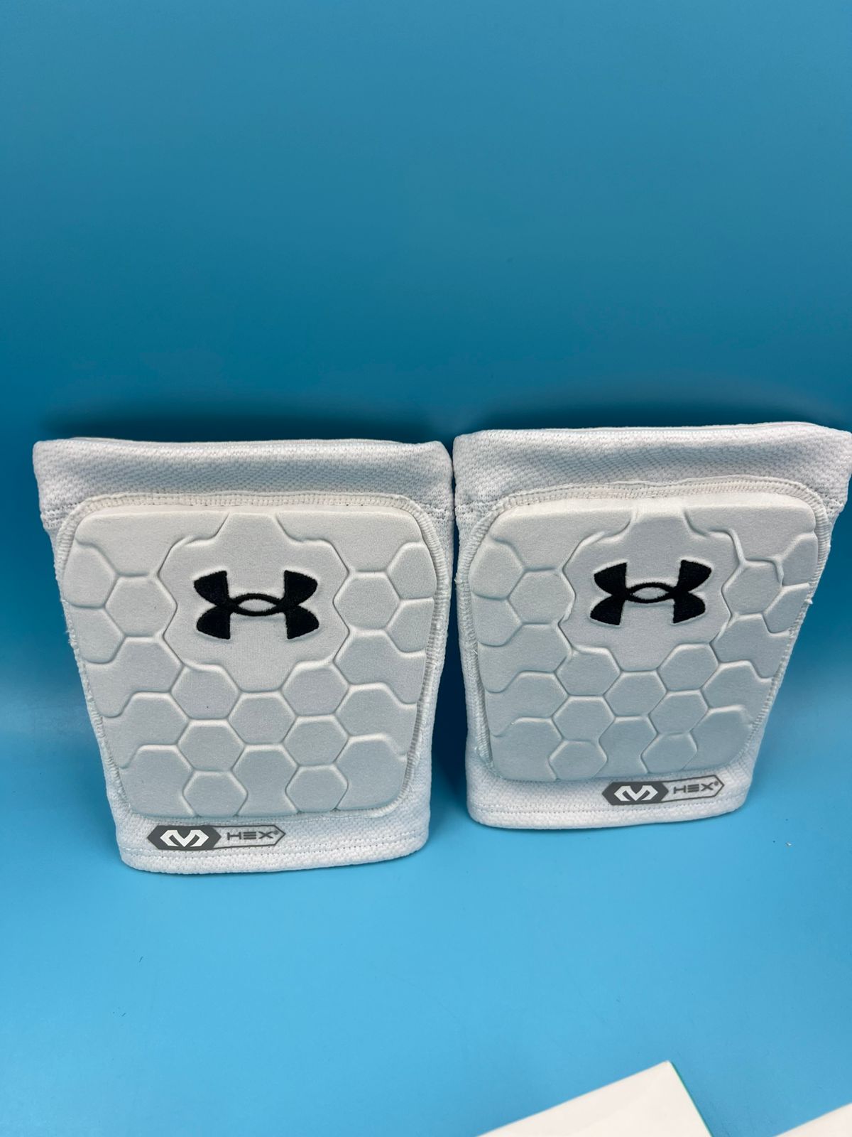 Rodilleras Under Armour Strive 3 Blancas talla M